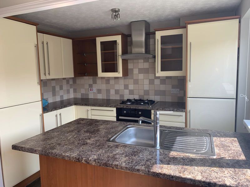 Property photo 2 of 13 Photo 9