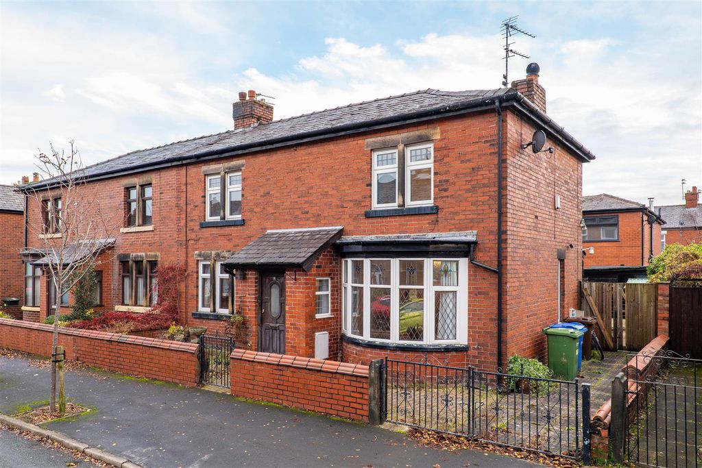 Property photo 1 of 31 Front External