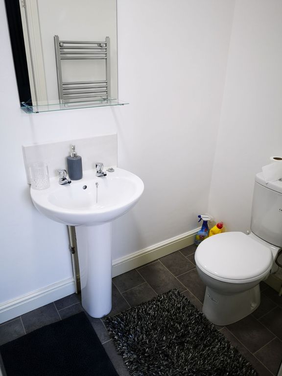 Property photo 3 of 4