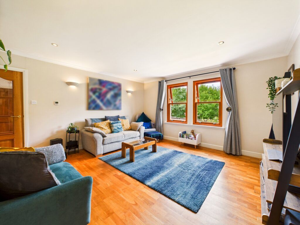 Property photo 3 of 29