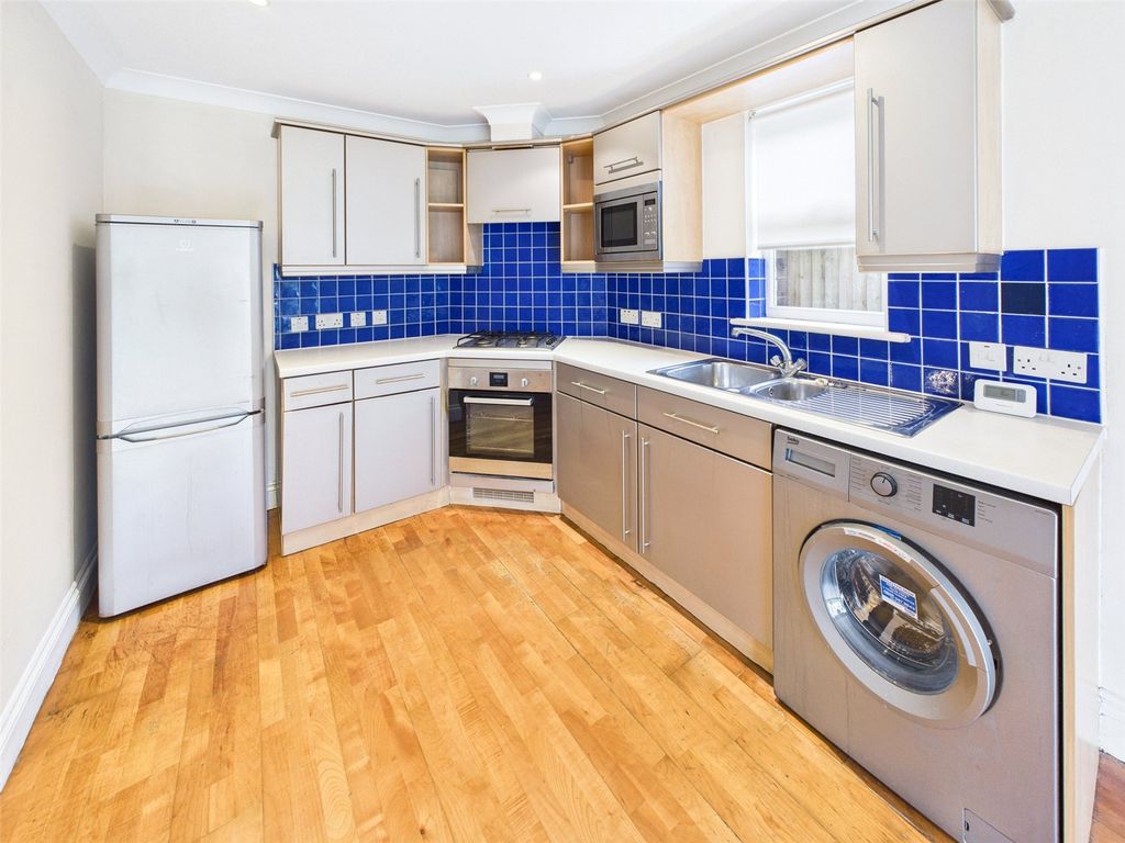 Property photo 3 of 16 Picture No. 07