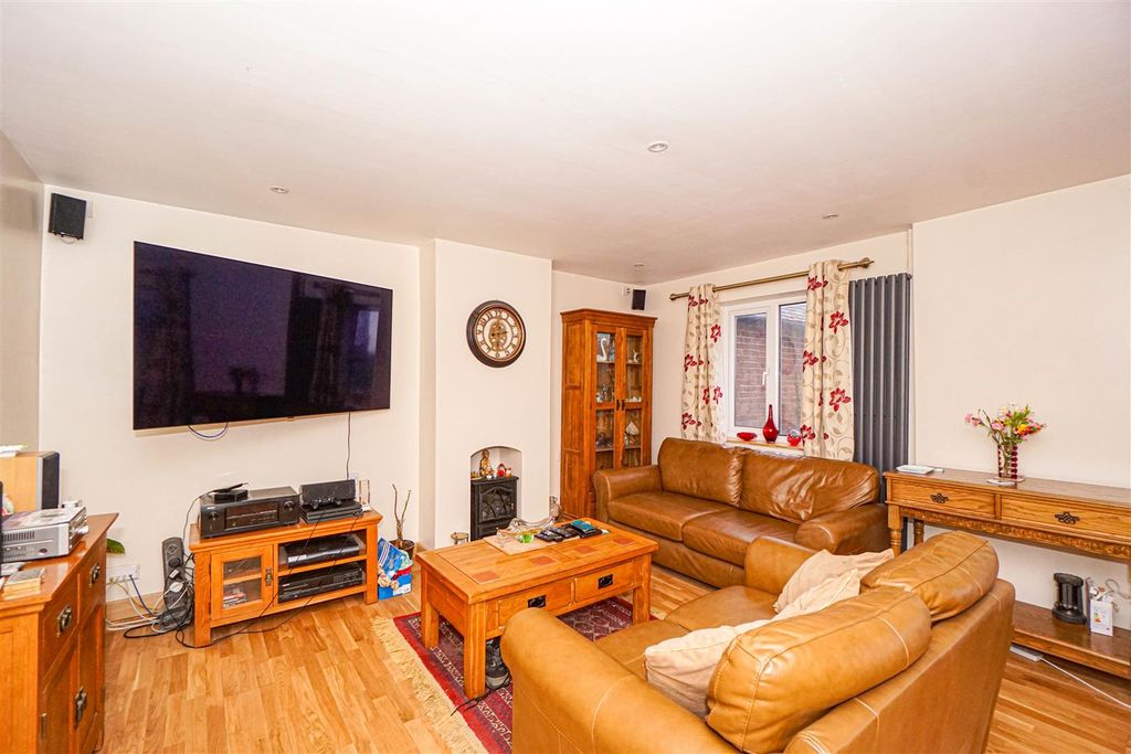 Property photo 3 of 24 Dsc05310.Jpg