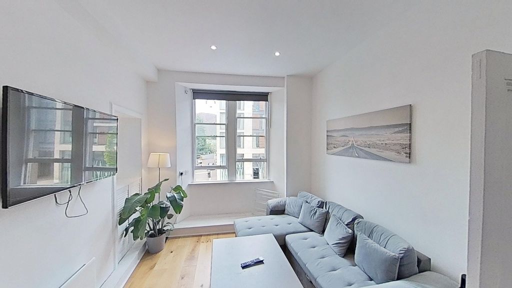 Property photo 1 of 10 Photo 1