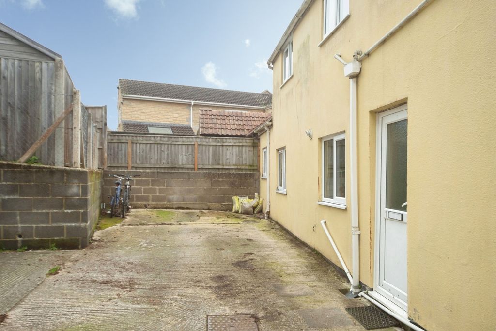 Additional image 17 of 2 bed flat for saleRutters Lane, Ilminster, Somerset TA19