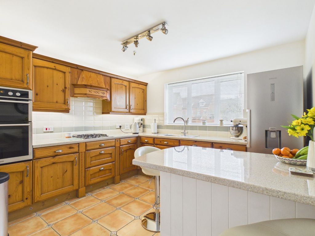 Property photo 2 of 26 4290335