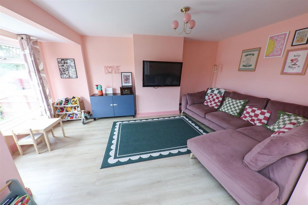 Property photo 2 of 14 Open Plan Living/ Dining/ Kitchen