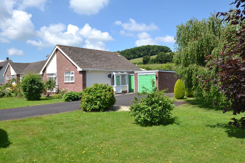 Property photo 1 of 9 Picture No. 02