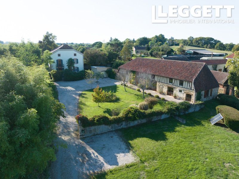 Property photo 1 of 10