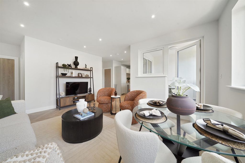 Property photo 1 of 14 Pemberton Court - 2dl3Wgprihe5Hydkbmip.Jpg