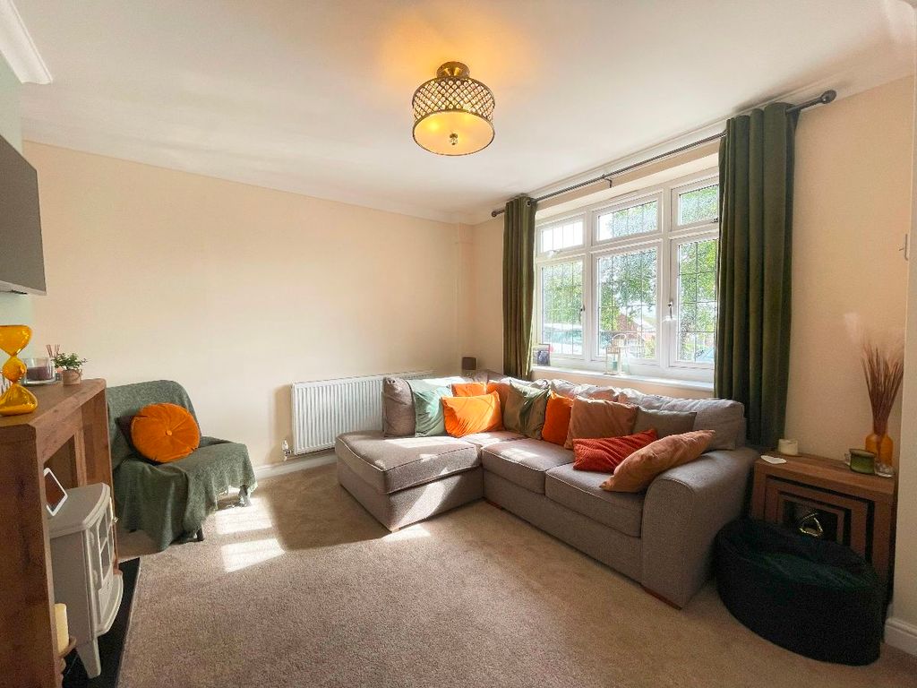 Property photo 3 of 18