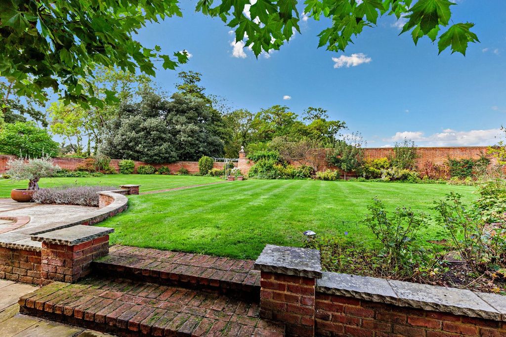 Additional image 10 of 6 bed detached house to rentMill Lane, Hartford End, Felsted, Chelmsford, Essex CM3