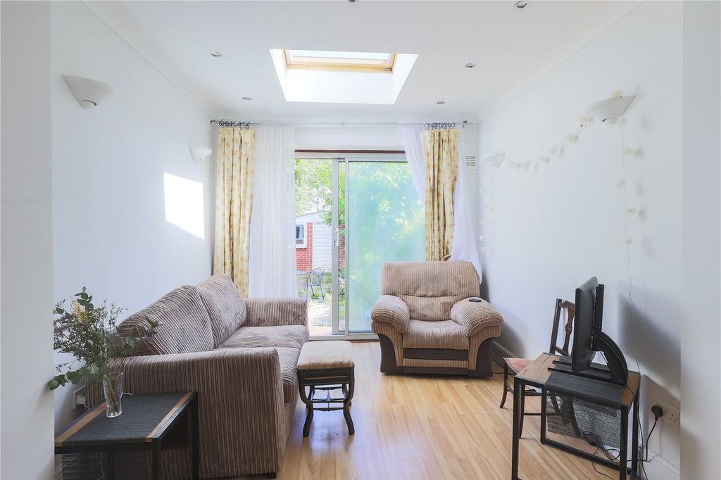 Property photo 1 of 7 Picture No. 05