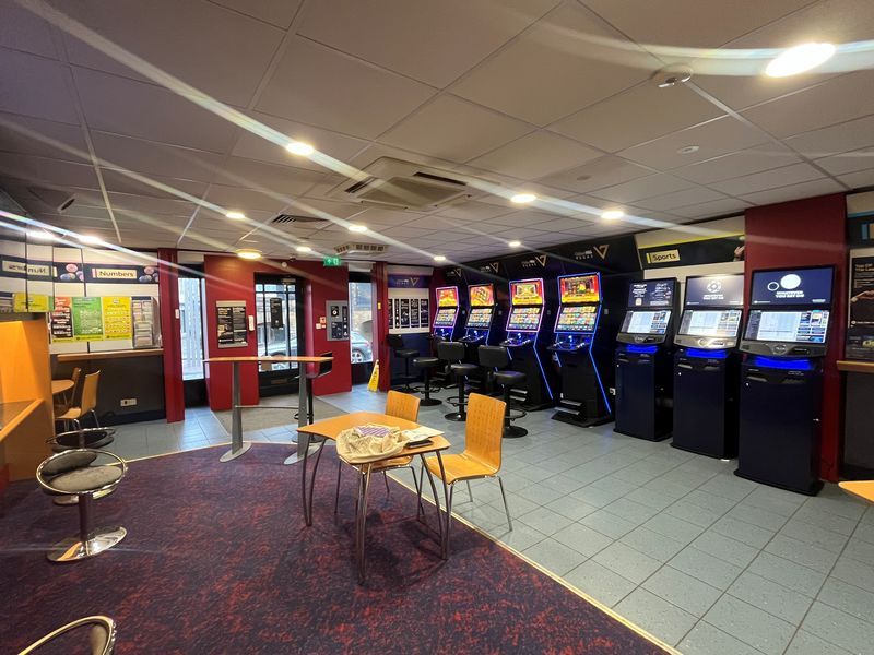 Property photo 3 of 11 Photo 2