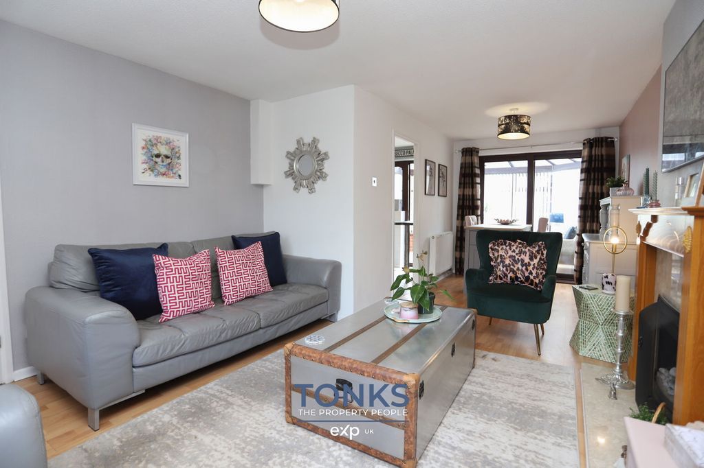 Property photo 3 of 13