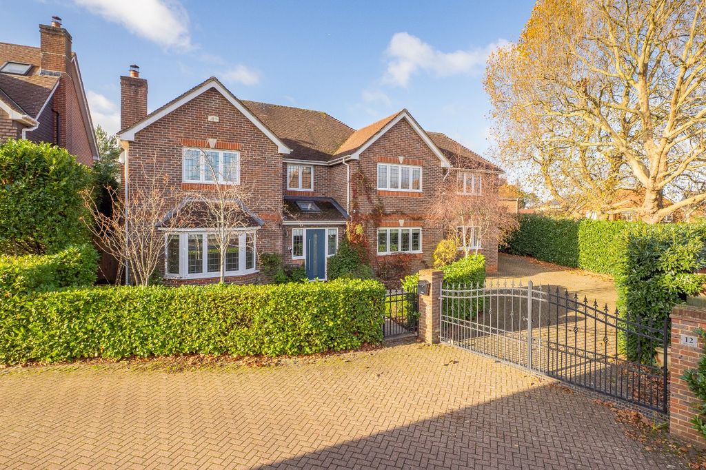 Property photo 1 of 37 Picture No. 75