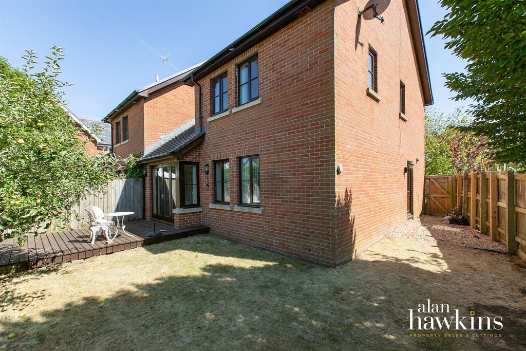Property photo 2 of 16 Ah3627-5.Jpg