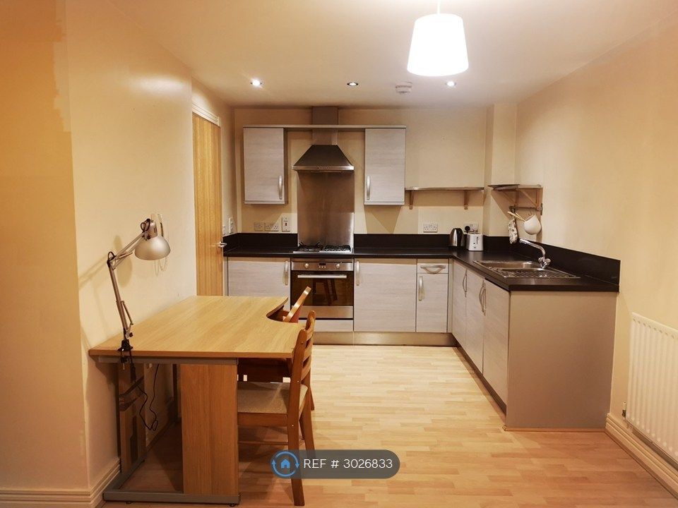 Property photo 2 of 11 Kitchen And Working Bench