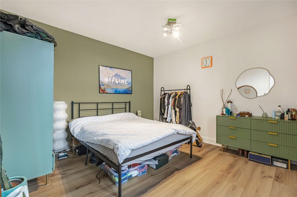 Property photo 2 of 13 Picture No. 11