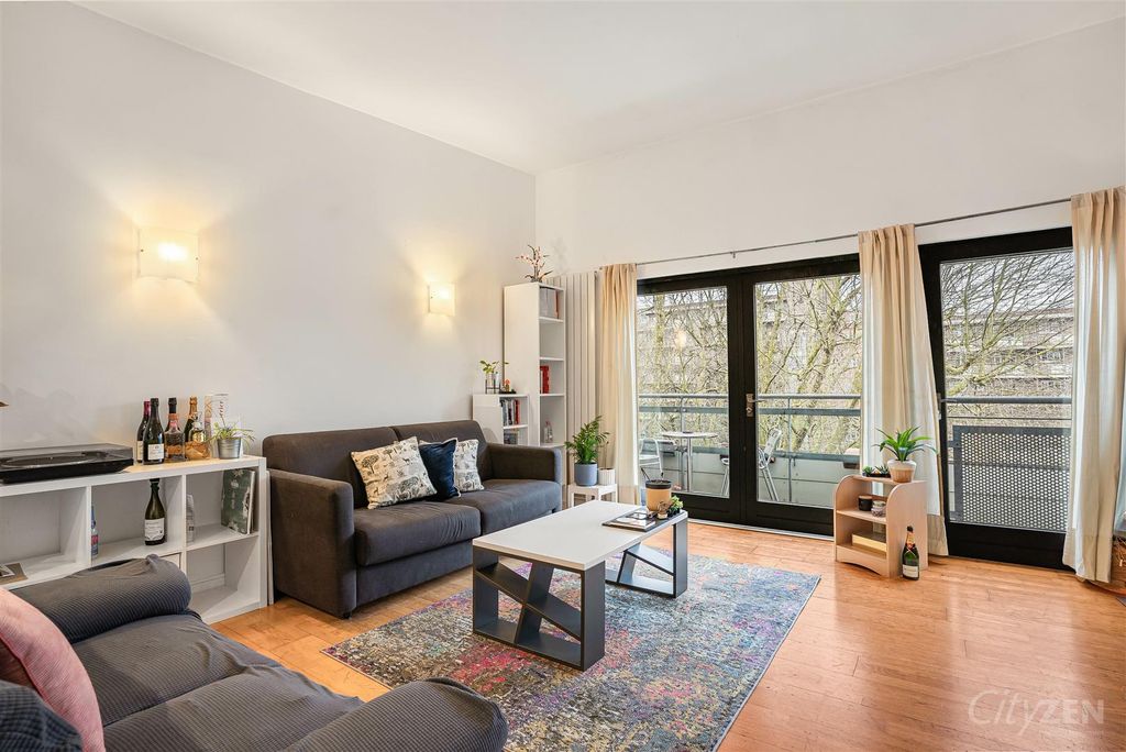 Property photo 2 of 21 Reception