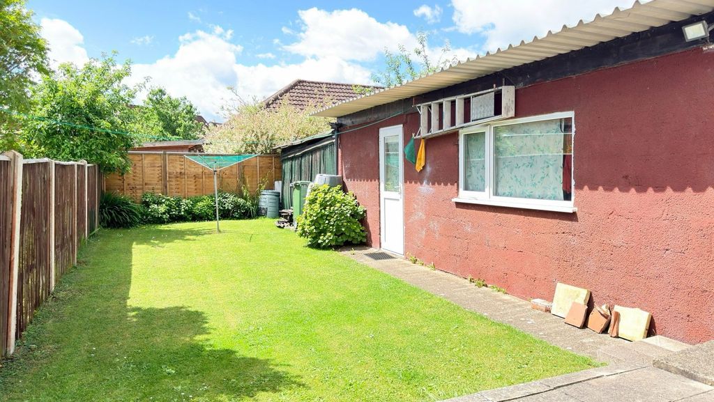 Property photo 3 of 14