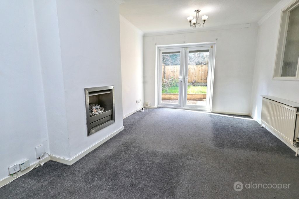 Property photo 2 of 22 4766963