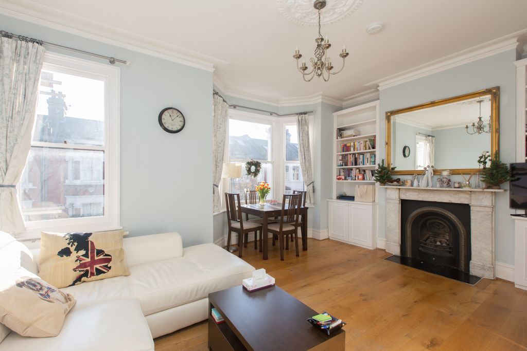 Property photo 2 of 9