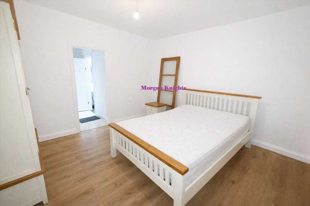 Property photo 1 of 5 Main Picture