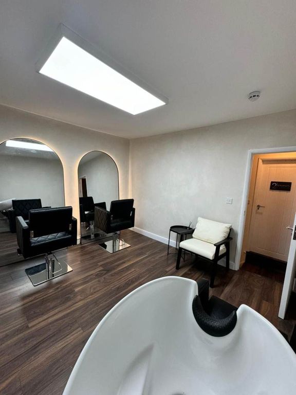 Property photo 3 of 4