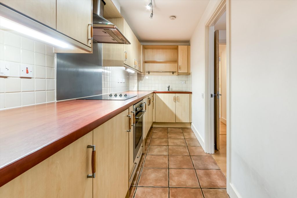 Property photo 2 of 14 Image