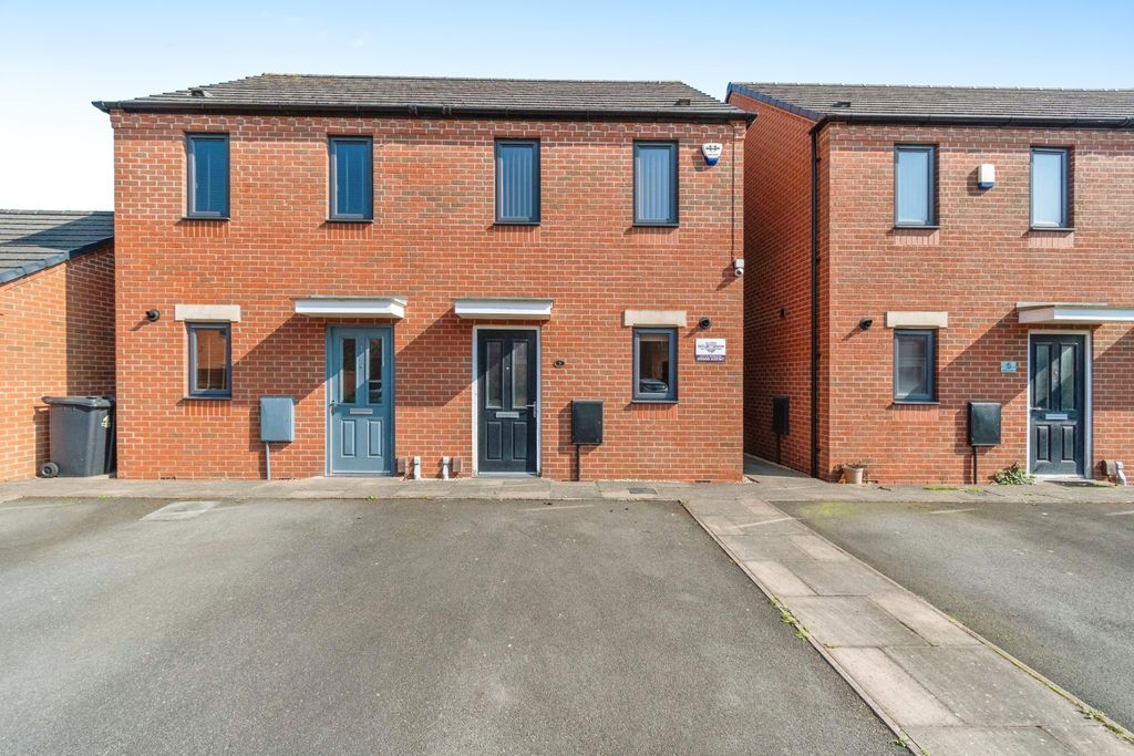 Property photo 1 of 20 Front View