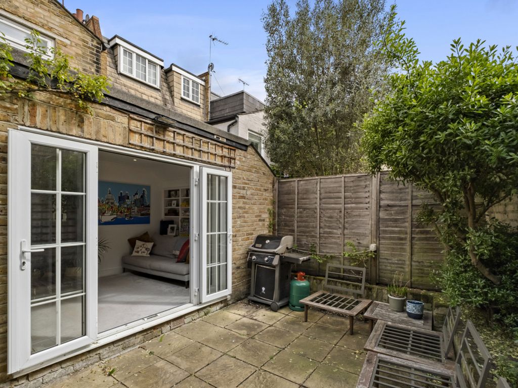 Property photo 3 of 17