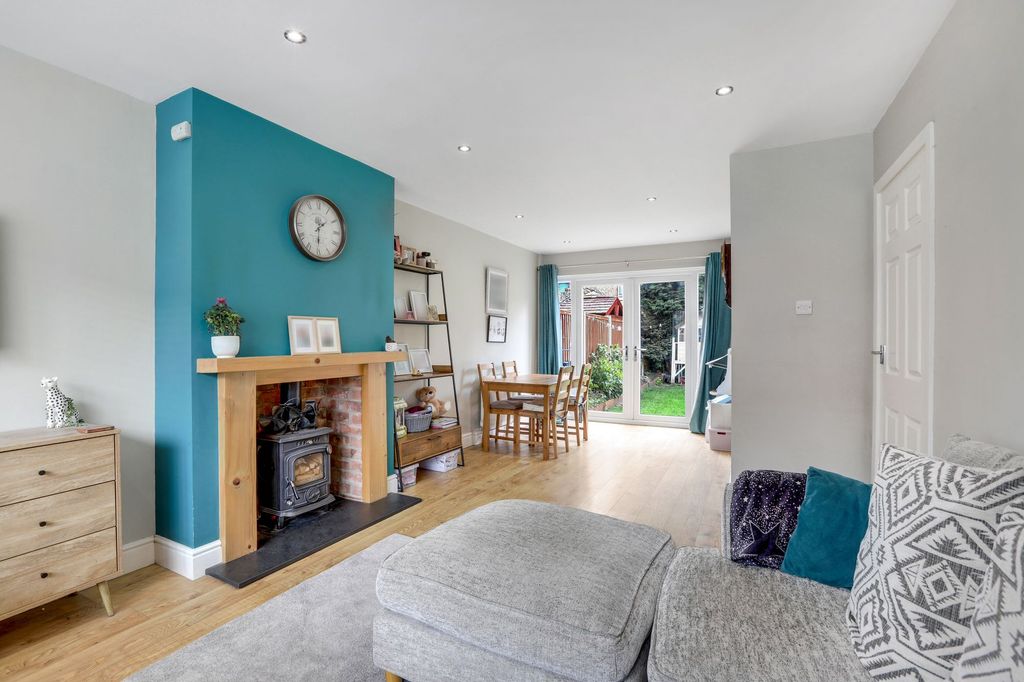 Property photo 3 of 15