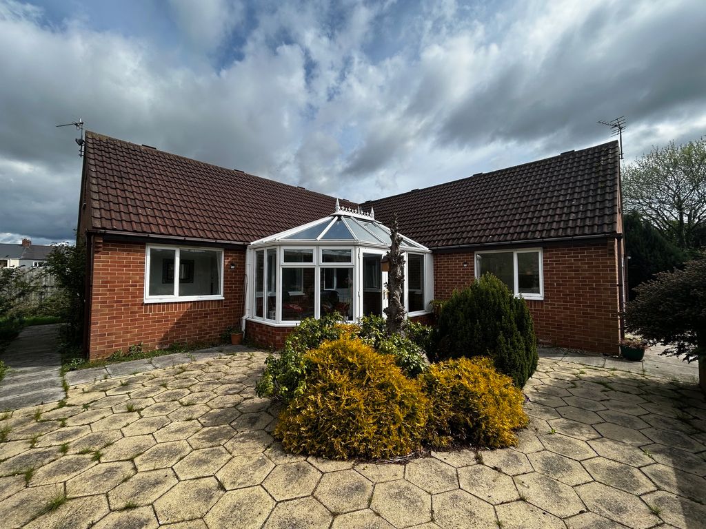 Property photo 3 of 21