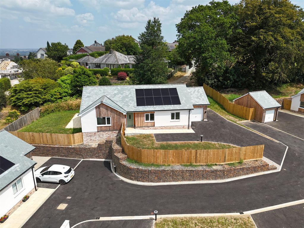Property photo 1 of 11 1 - Picture No. 01