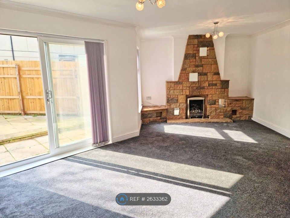 Property photo 2 of 35