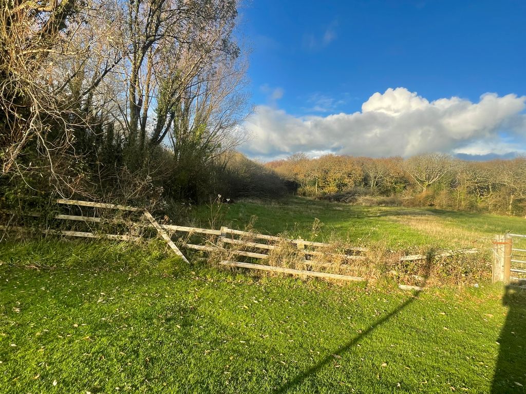 Property photo 1 of 5 Img_9421