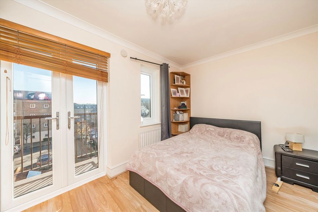 Property photo 3 of 7