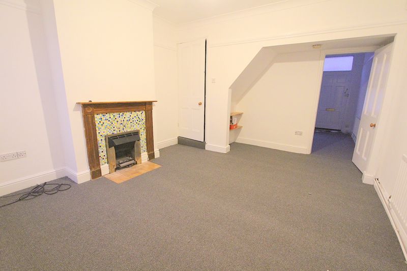 Property photo 3 of 10 Photo 7