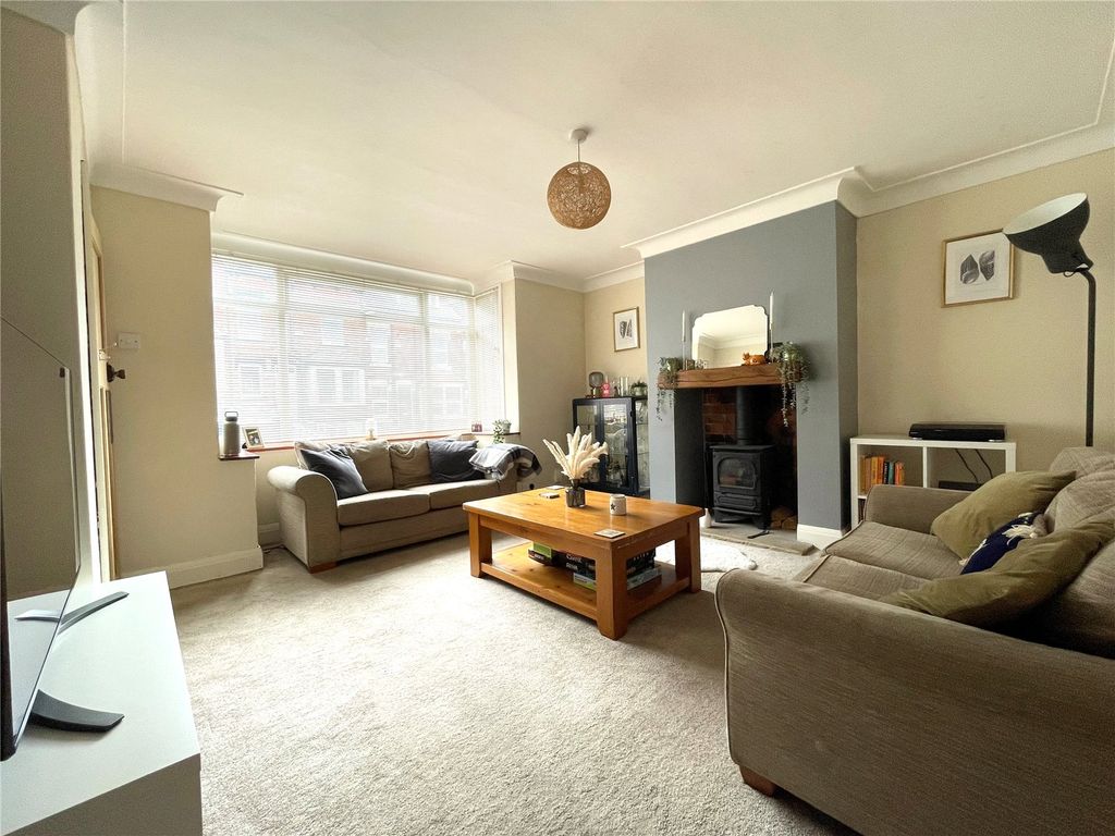 Property photo 2 of 8 Picture No. 07