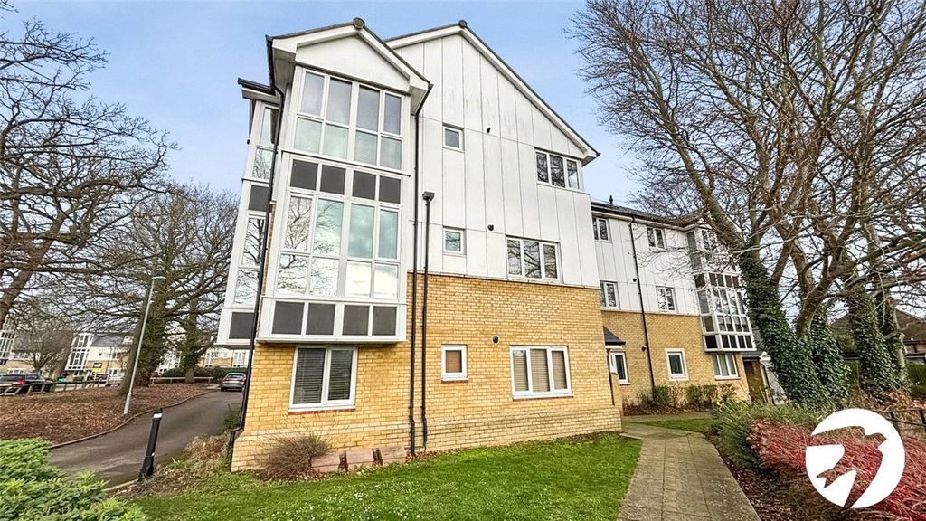 Property photo 1 of 9 Picture No. 10