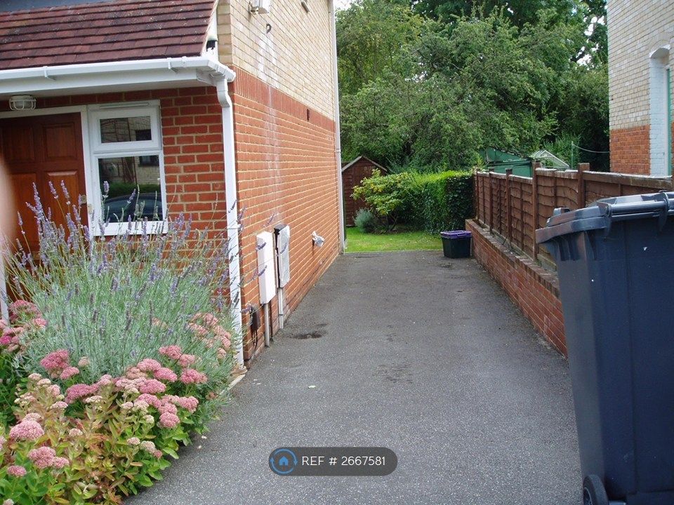 Property photo 2 of 9 Drive