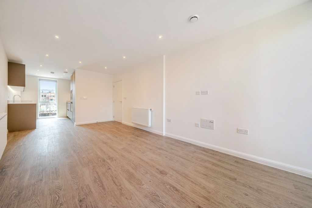 Property photo 2 of 26 1495408-5-6A5A214...