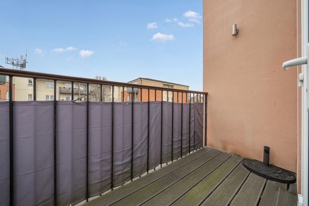 Property photo 3 of 18 Balcony