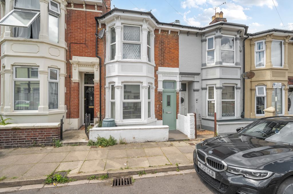 Property photo 1 of 12 1485504-17-6A4508...