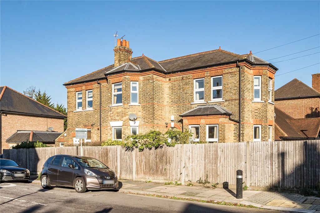 Property photo 1 of 24 Picture No. 01