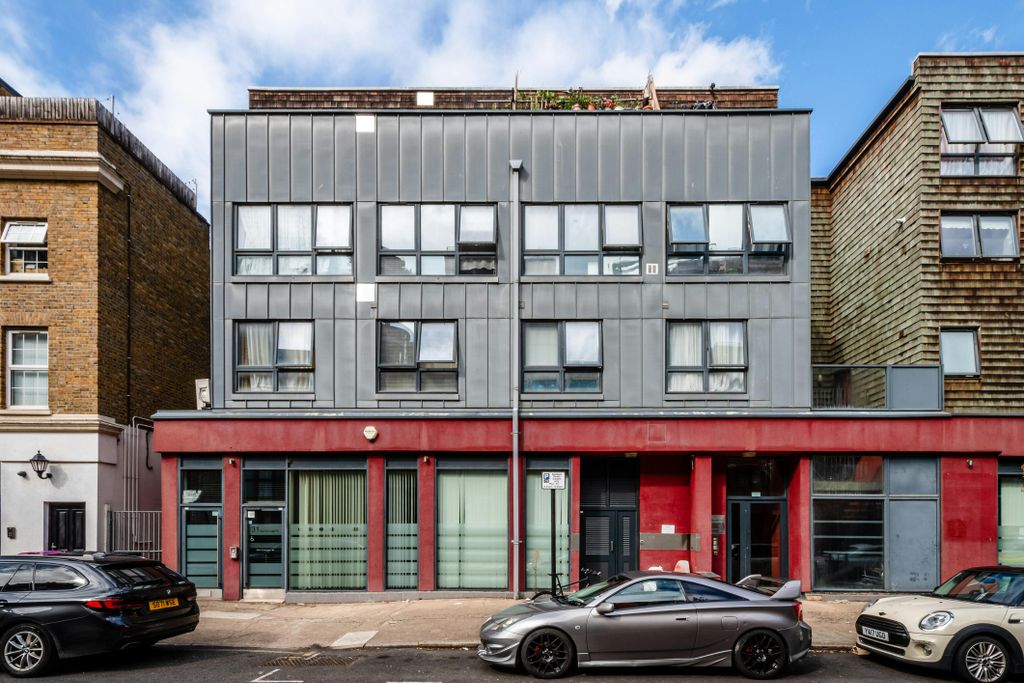 Property photo 1 of 12 Scarborough St 31 - Low Res 1.Jpg