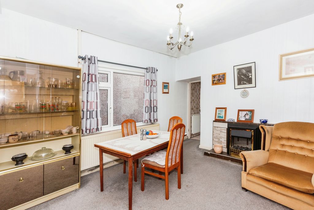 Property photo 3 of 15 Photography