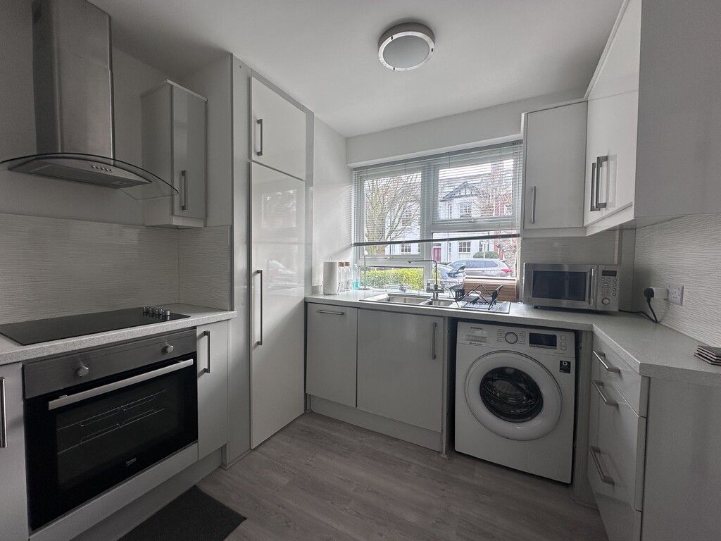 Property photo 3 of 7 Kitchen.Jpg