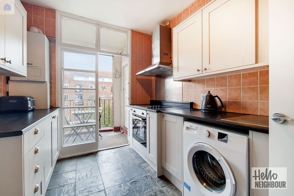 Property photo 3 of 13 Photo 2