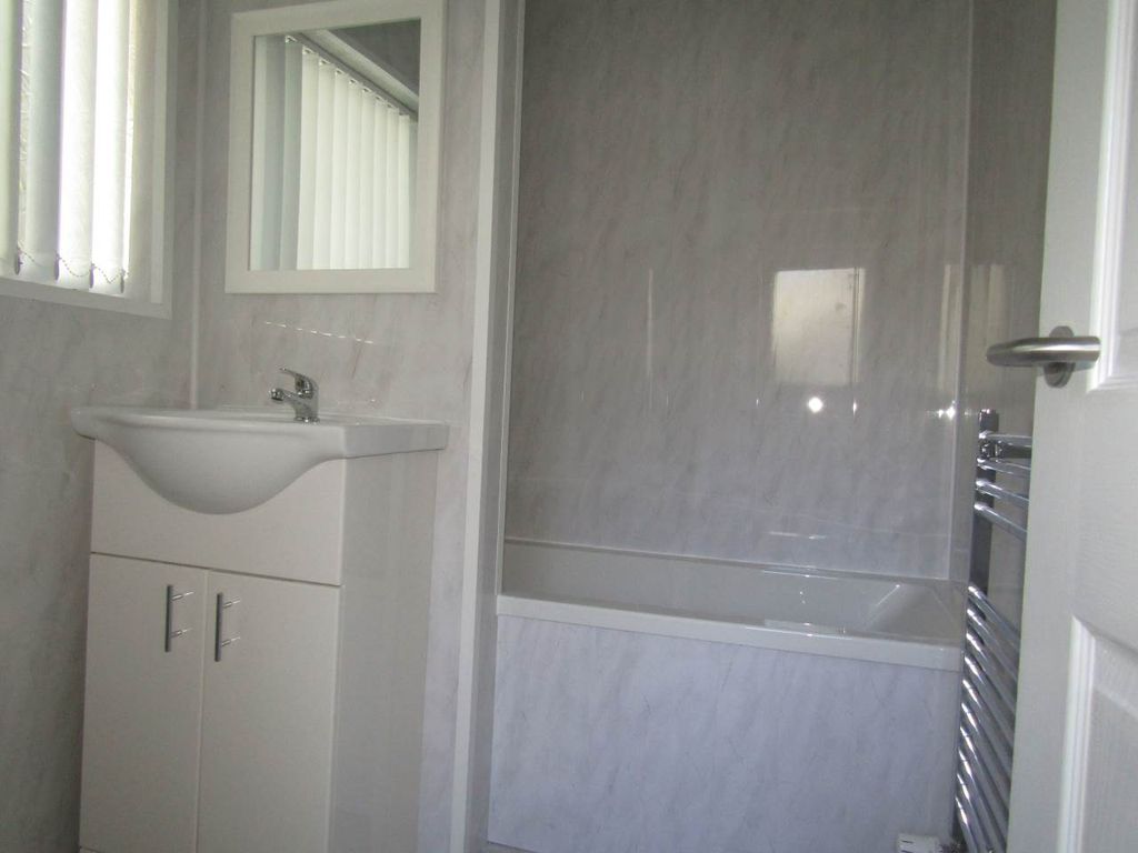 Property photo 3 of 7 5